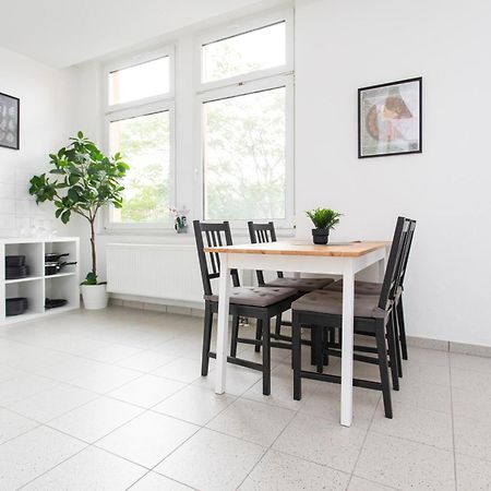 Fullhouse - Magdeburg - L10 Apartments ภายนอก รูปภาพ