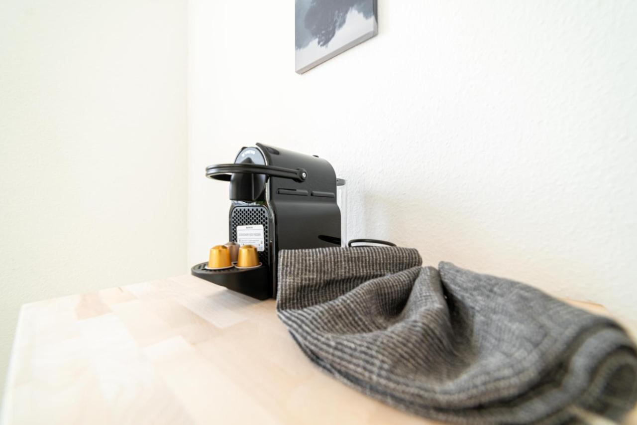 Fullhouse - Magdeburg - L10 Apartments ภายนอก รูปภาพ