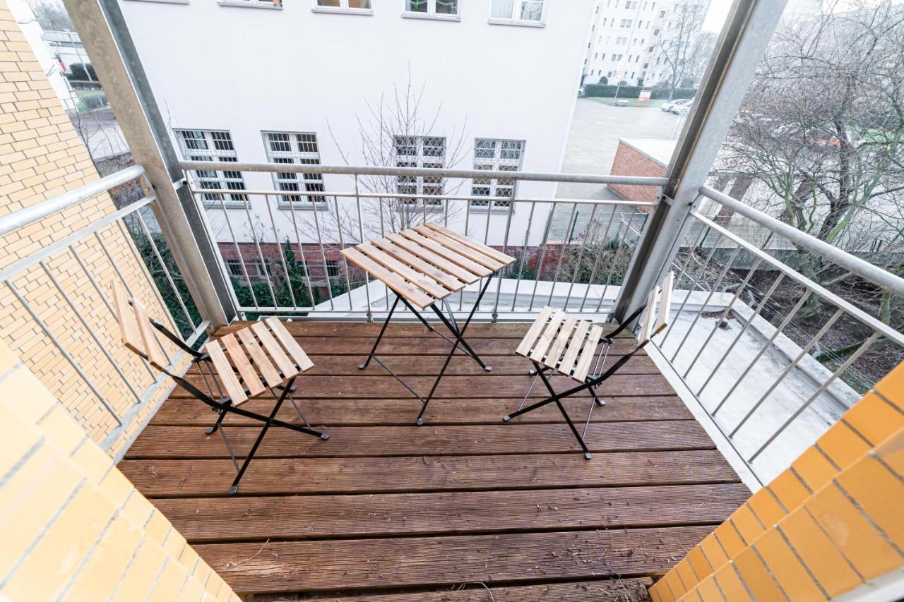 Fullhouse - Magdeburg - L10 Apartments ภายนอก รูปภาพ