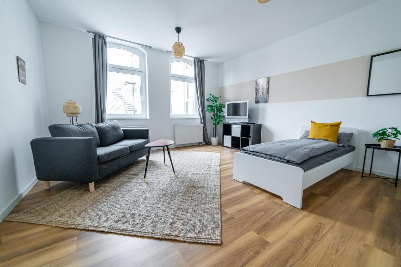 Fullhouse - Magdeburg - L10 Apartments ภายนอก รูปภาพ
