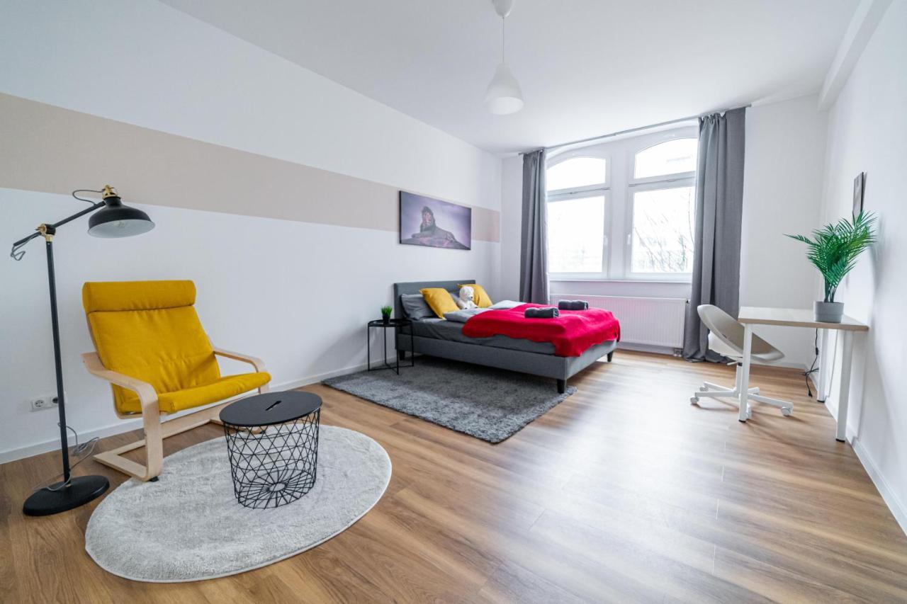 Fullhouse - Magdeburg - L10 Apartments ภายนอก รูปภาพ
