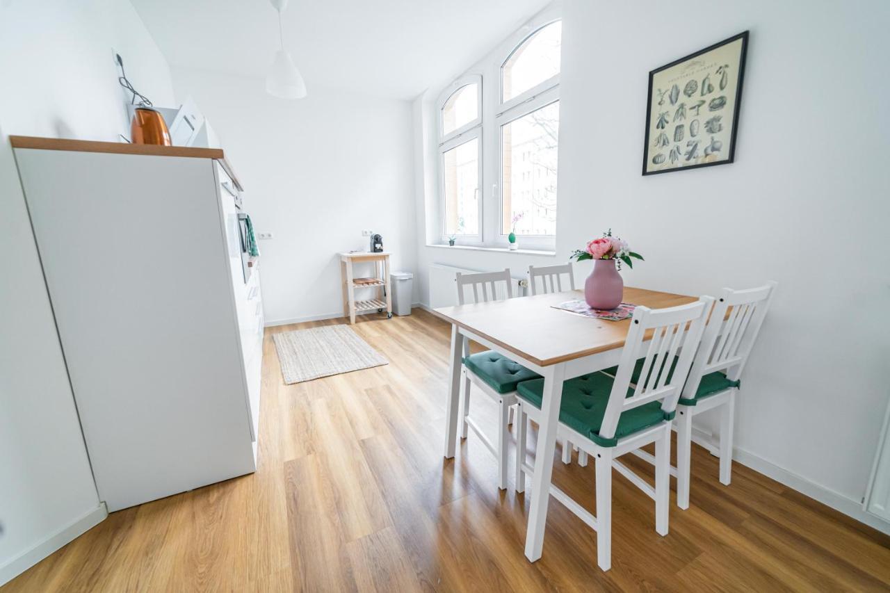 Fullhouse - Magdeburg - L10 Apartments ภายนอก รูปภาพ