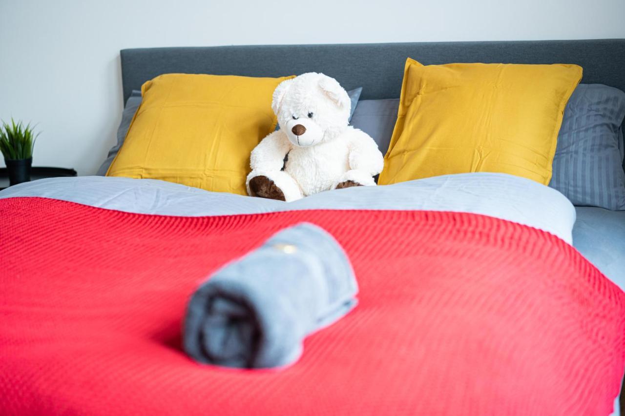 Fullhouse - Magdeburg - L10 Apartments ภายนอก รูปภาพ
