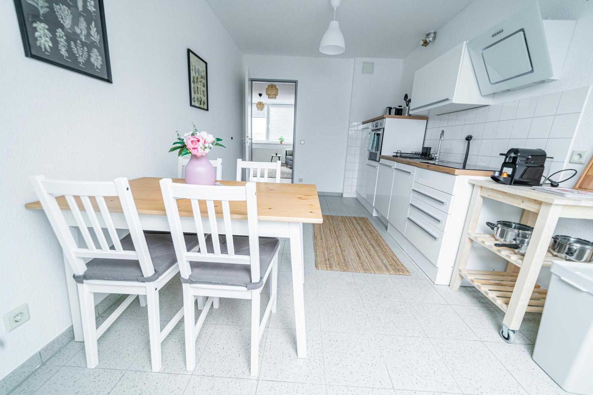 Fullhouse - Magdeburg - L10 Apartments ภายนอก รูปภาพ